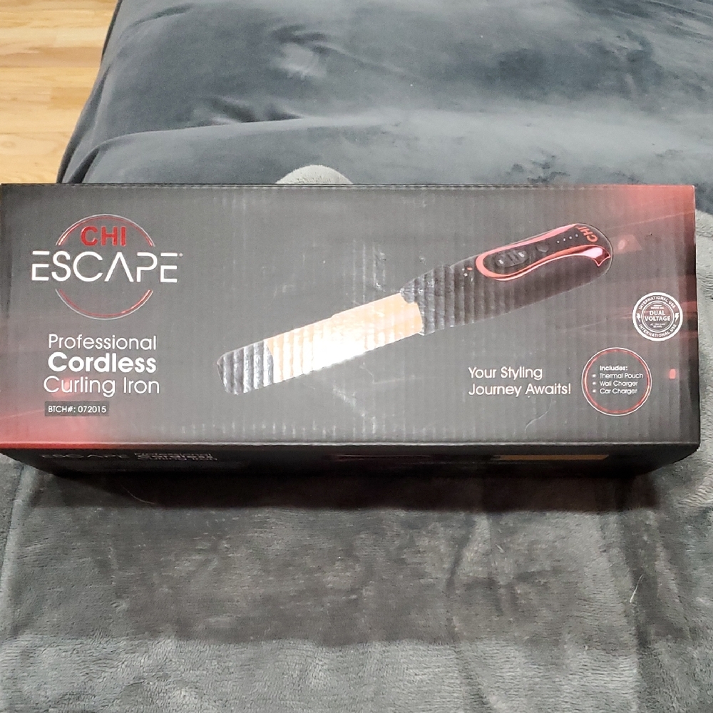 CHI Escape Professional Cordless Curling Iron - Black and Red